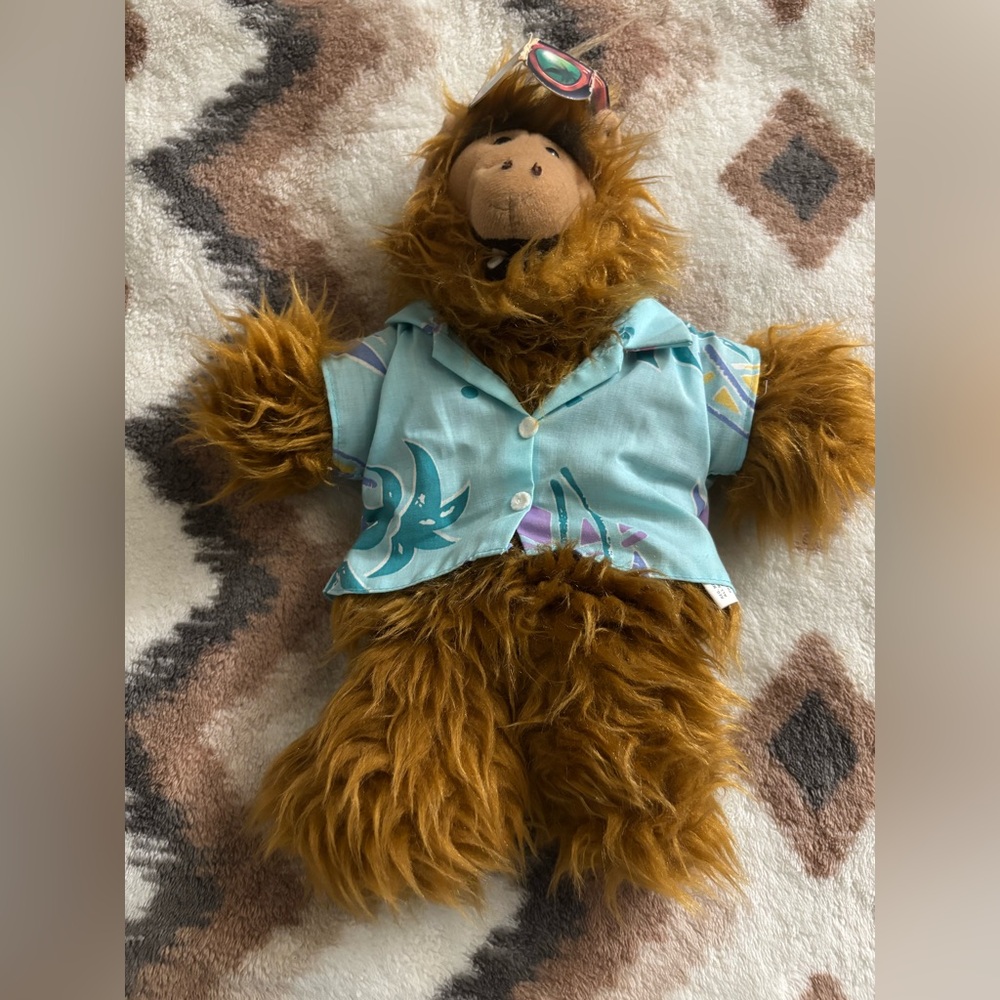 Alf Hand Puppet - Picture 2 of 4